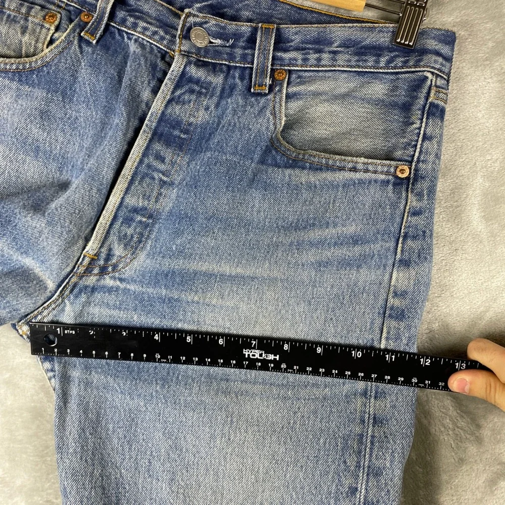 Levis item good
